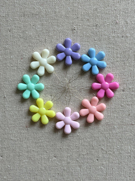 Daisy Needle Threader (random color)